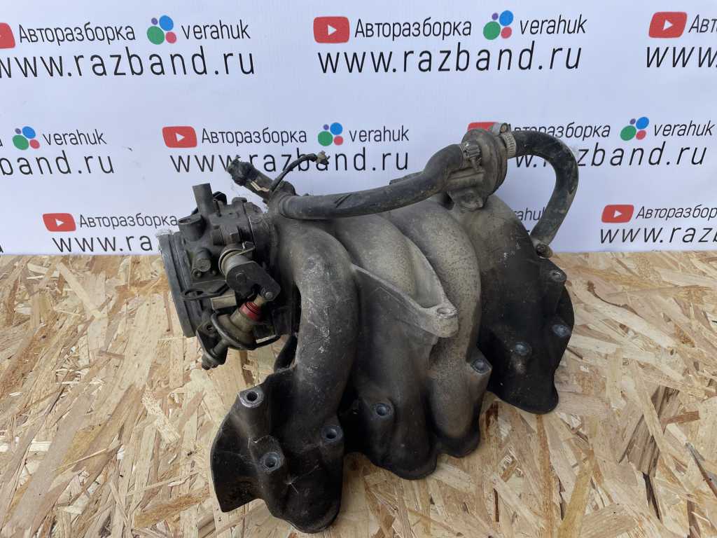 Впускной коллектор Audi 80 B3