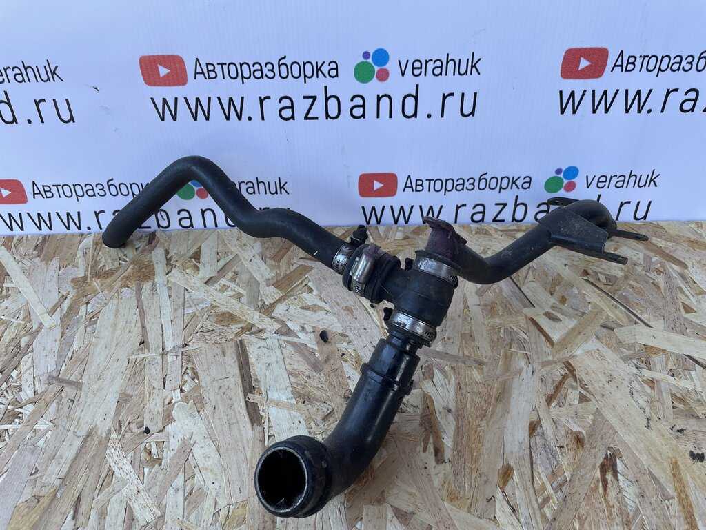 Тройник системы охлаждения Volkswagen Passat B5+